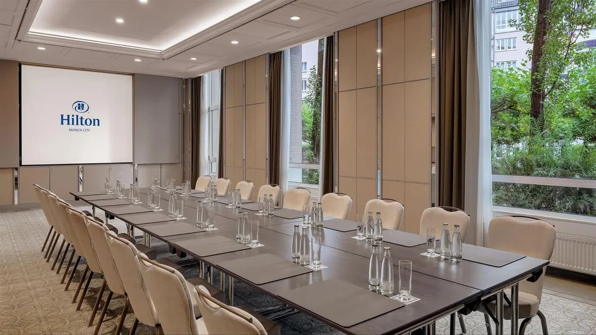 Salon Bialas - Hilton Munich City