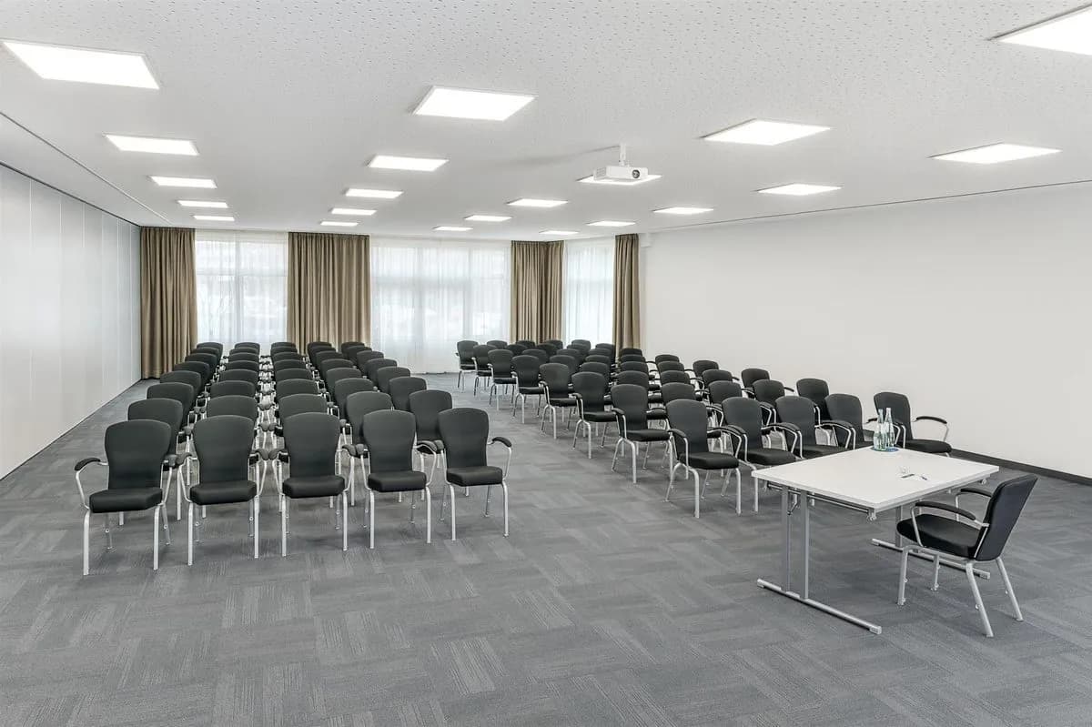 Lyceum B+C - NH München Airport