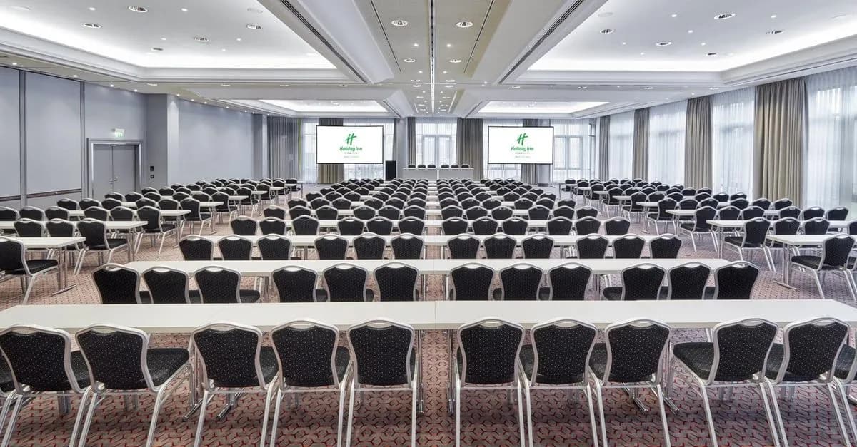 Grosser Saal (Great Ballroom) plus Foyer - Holiday Inn Munich City Centre