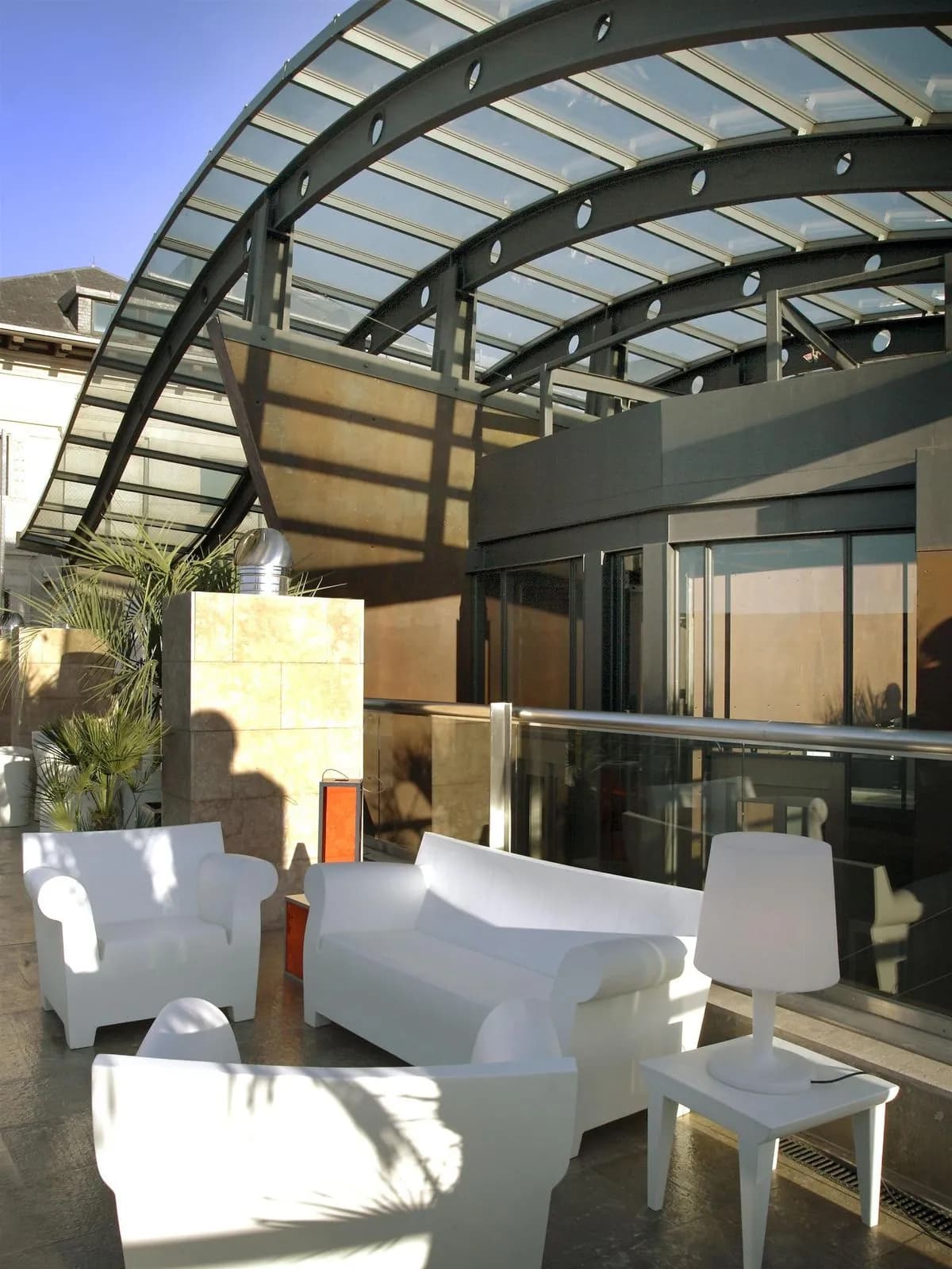 Pool bar - Hotel Urban