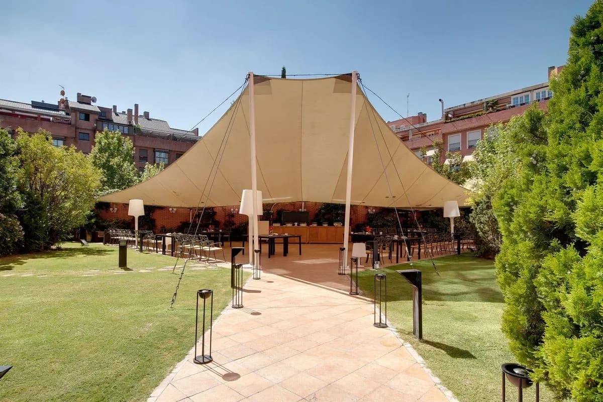 Garden - Rafaelhoteles Atocha