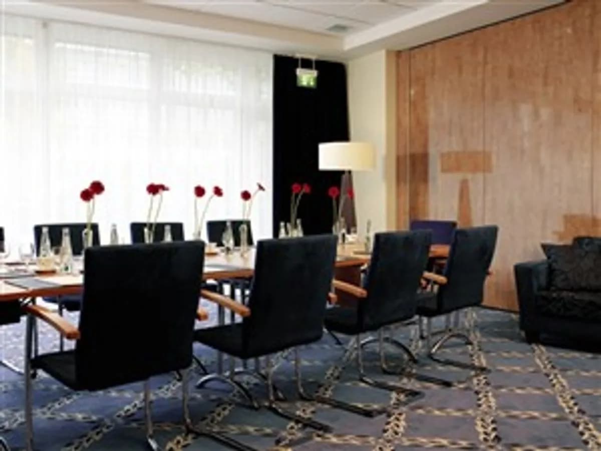 Maximilian A - Hotel Vier Jahreszeiten Starnberg