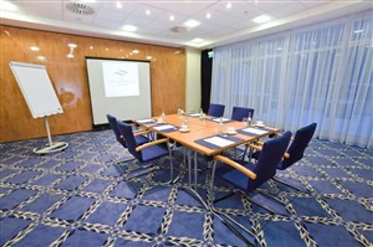 Maximilian B - Hotel Vier Jahreszeiten Starnberg