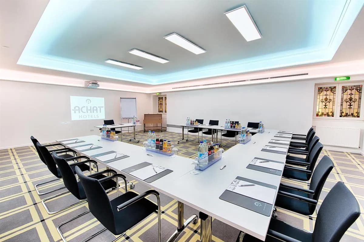 Tassilo Bone - ACHAT Hotel Schreiberhof Aschheim