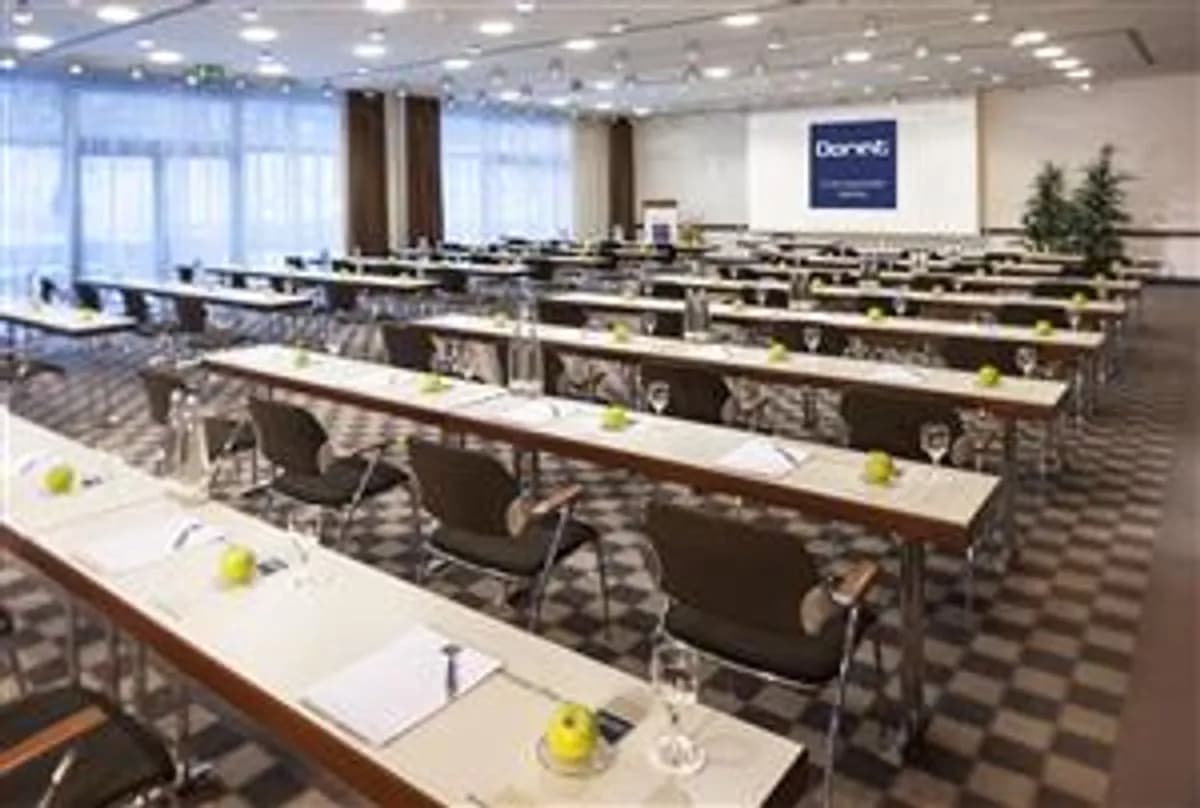 Göggingen - Dorint Hotel An der Kongresshalle Augsburg