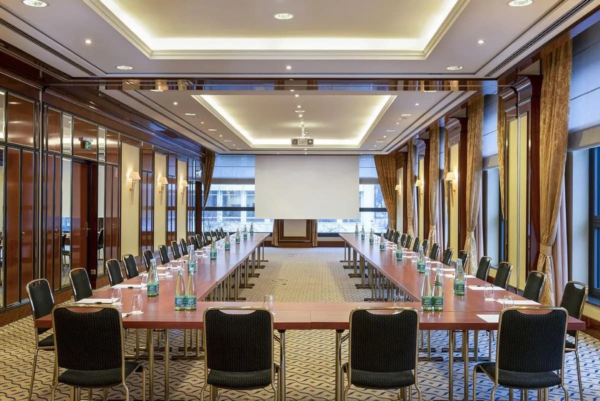 Salon 16 Riga - JW Marriott Hotel Berlin