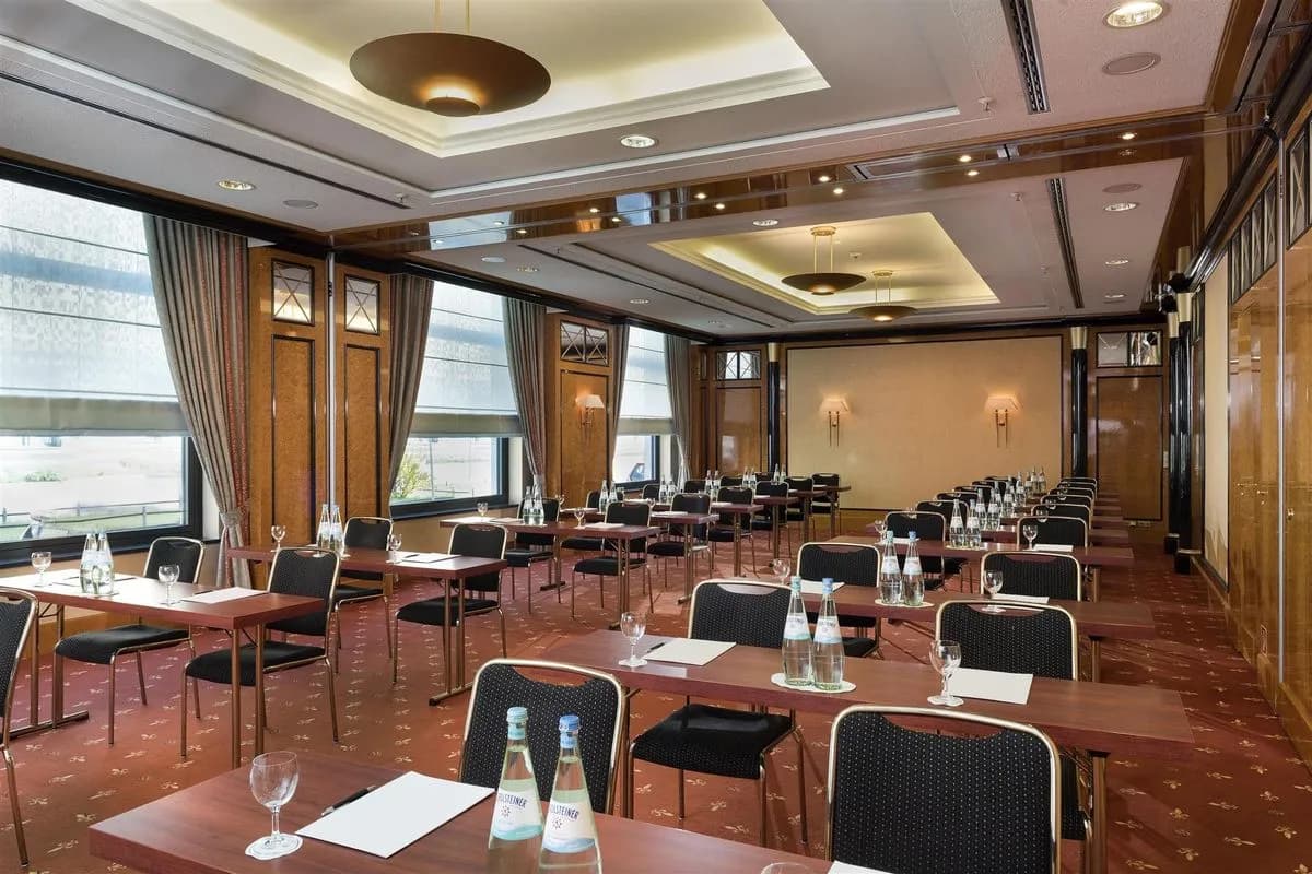 Salon 4 London - JW Marriott Hotel Berlin
