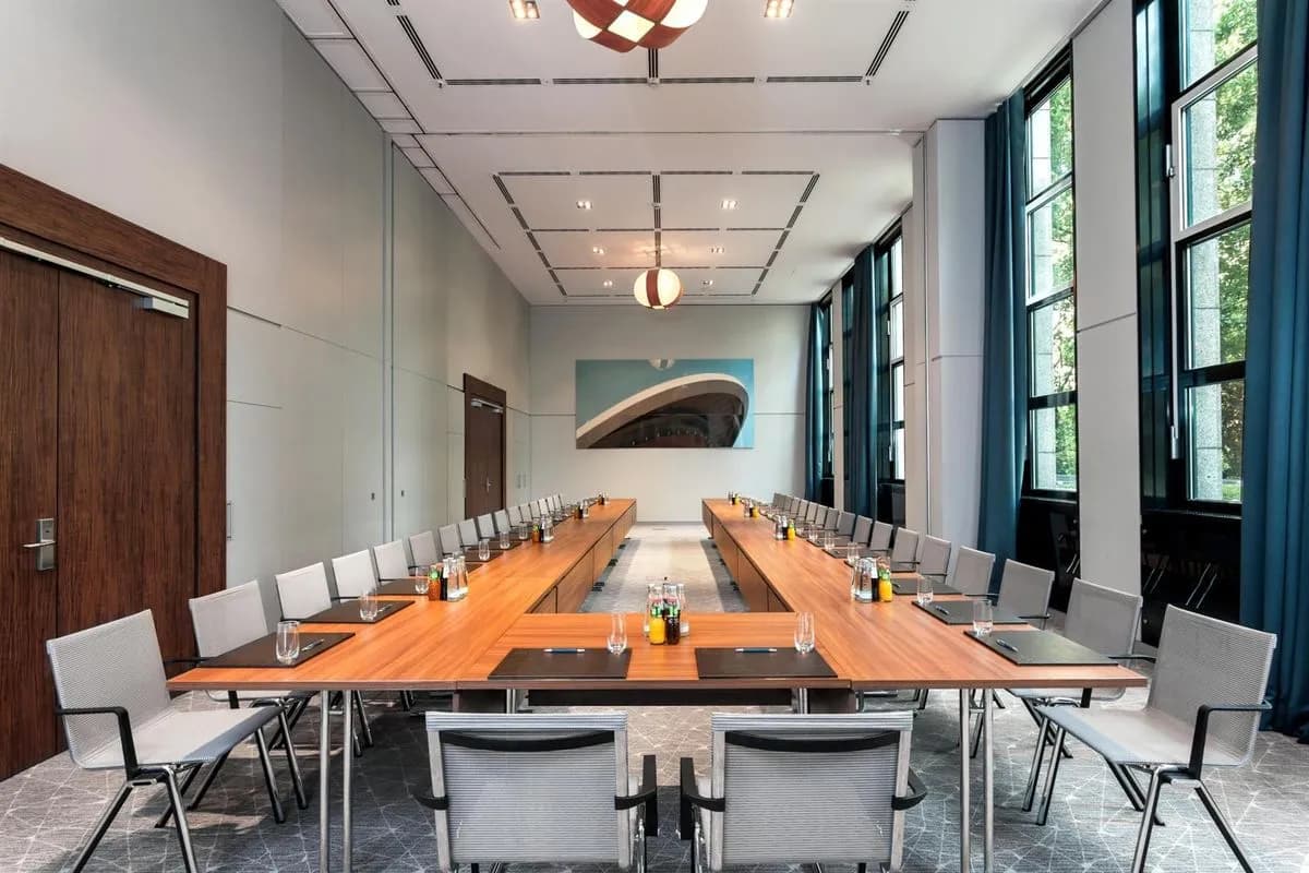 Esperanto I - Sheraton Berlin Grand Hotel Esplanade