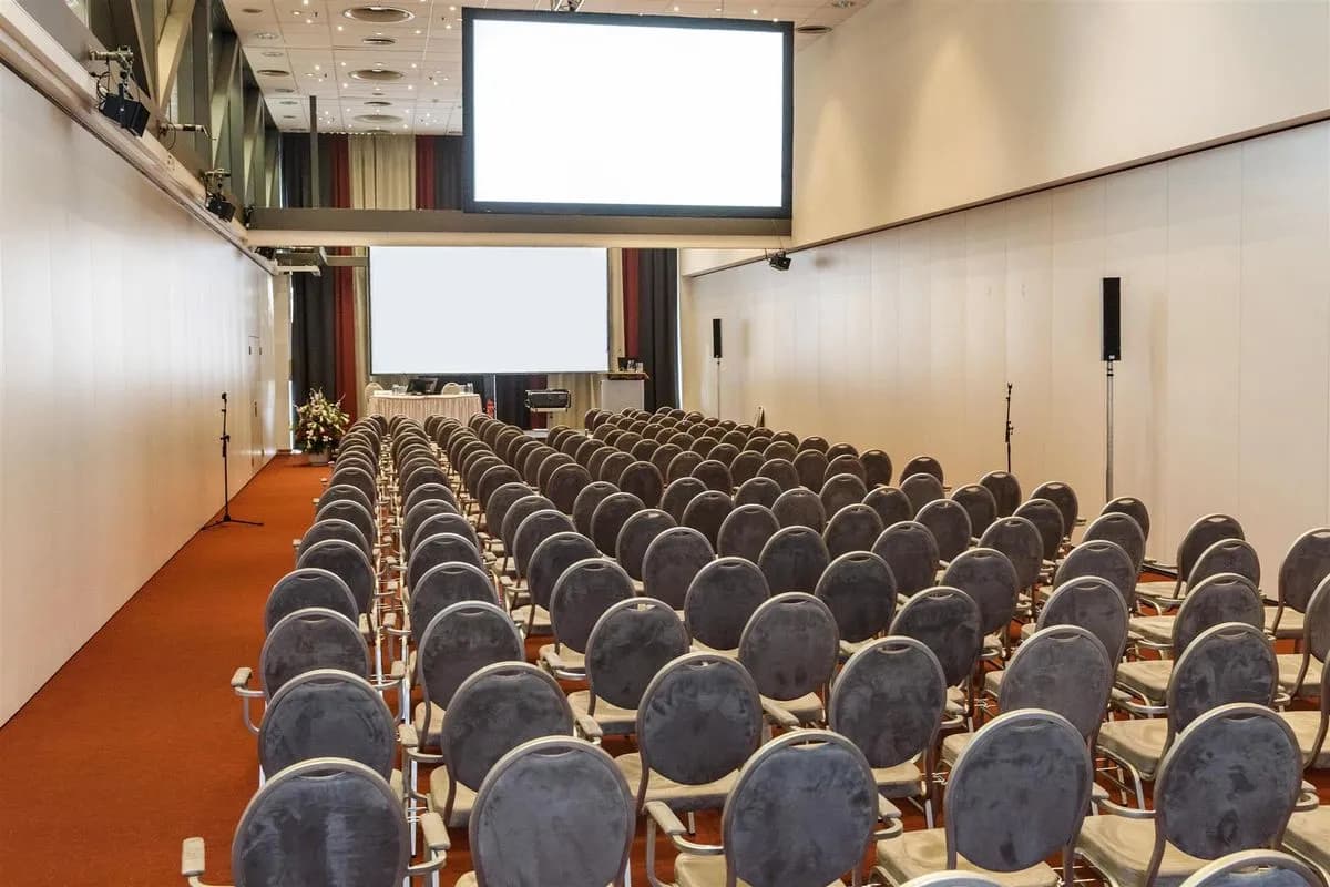 Estrel Hall Section B - Estrel Congress Center & Hotel
