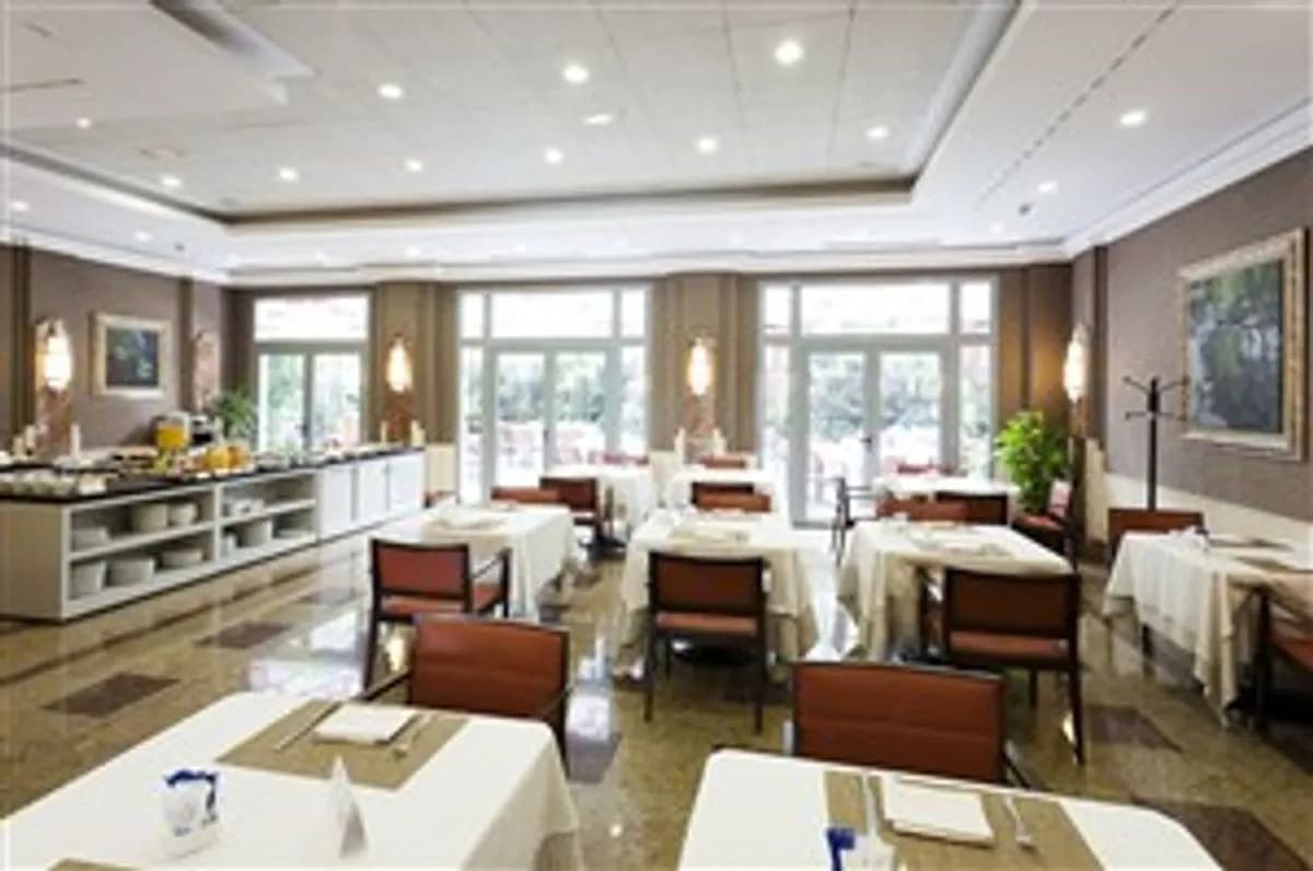 Restaurant - VP JARDIN METROPOLITANO