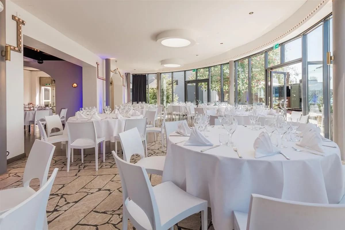 Lighthouse - Panoramalounge - WHITE Spreelounge
