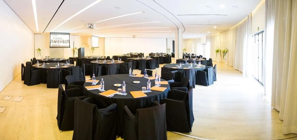 John Pawson 1 Room + Extension - Hotel Puerta America 5*