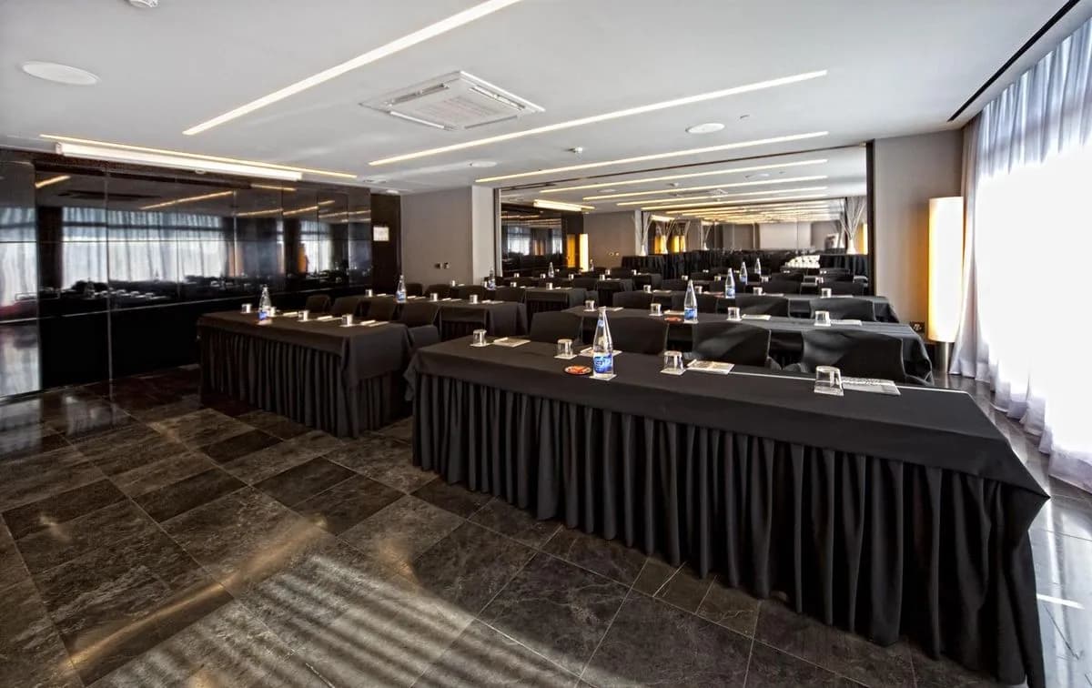 Intuicion - Hotel Puerta America 5*