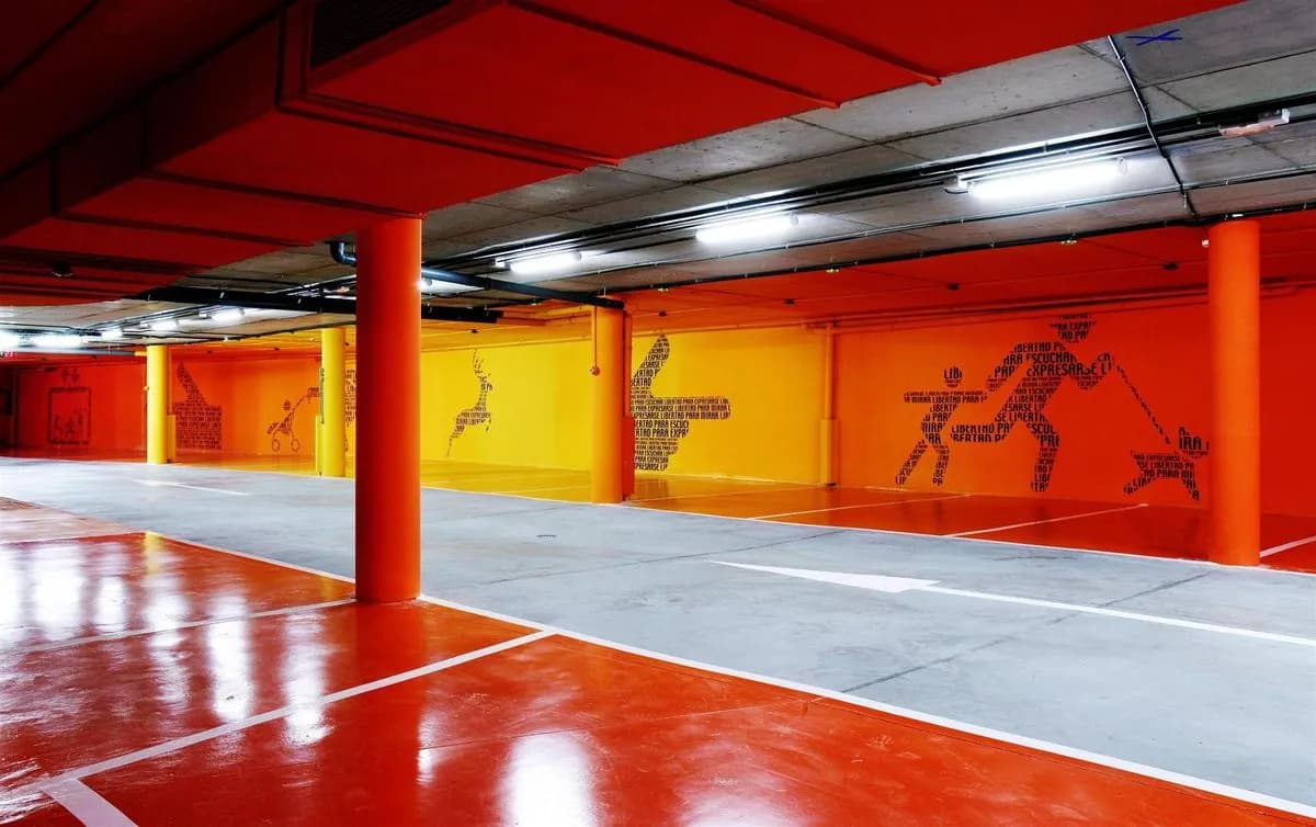 Teresa Sapey Parking - Hotel Puerta America 5*