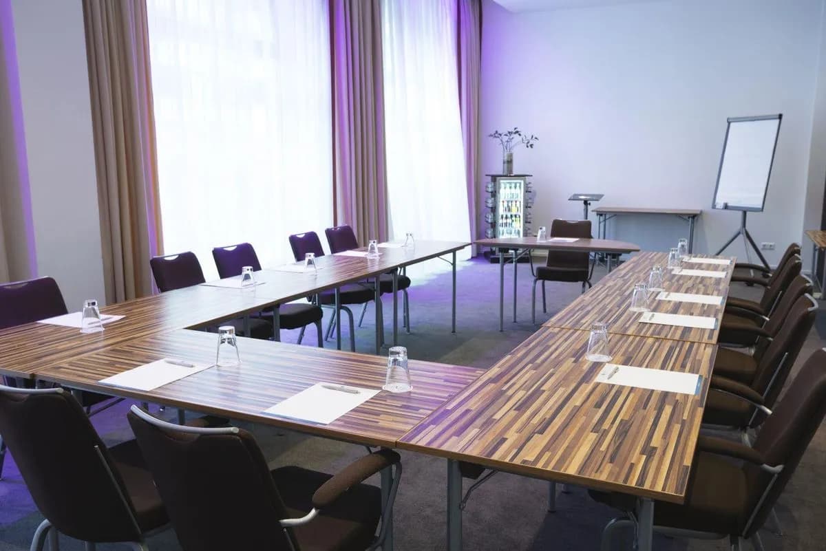 Business Lounge - Select Hotel Checkpoint Charlie Berlin