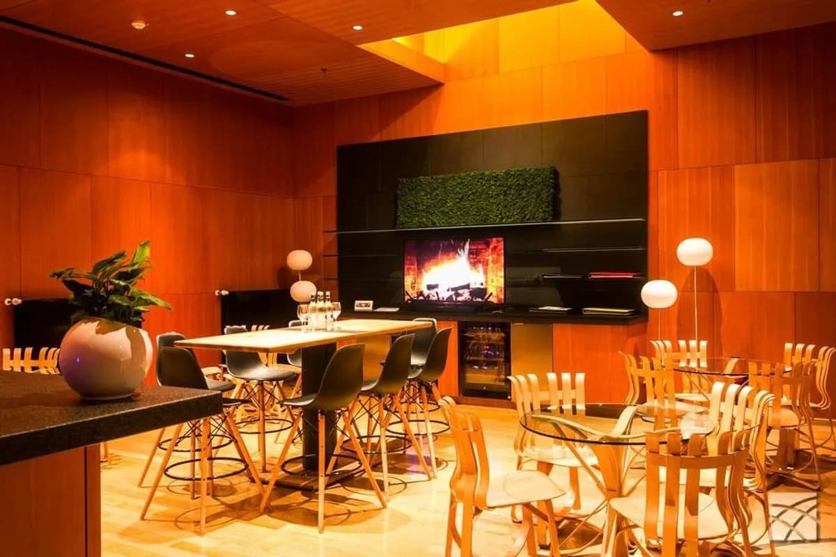 Gehry Lounge - AXICA