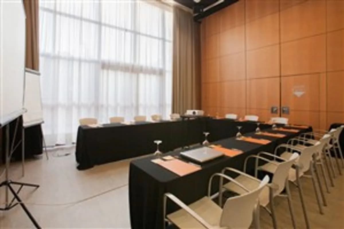 Legazpi - Hotel Silken Puerta Madrid