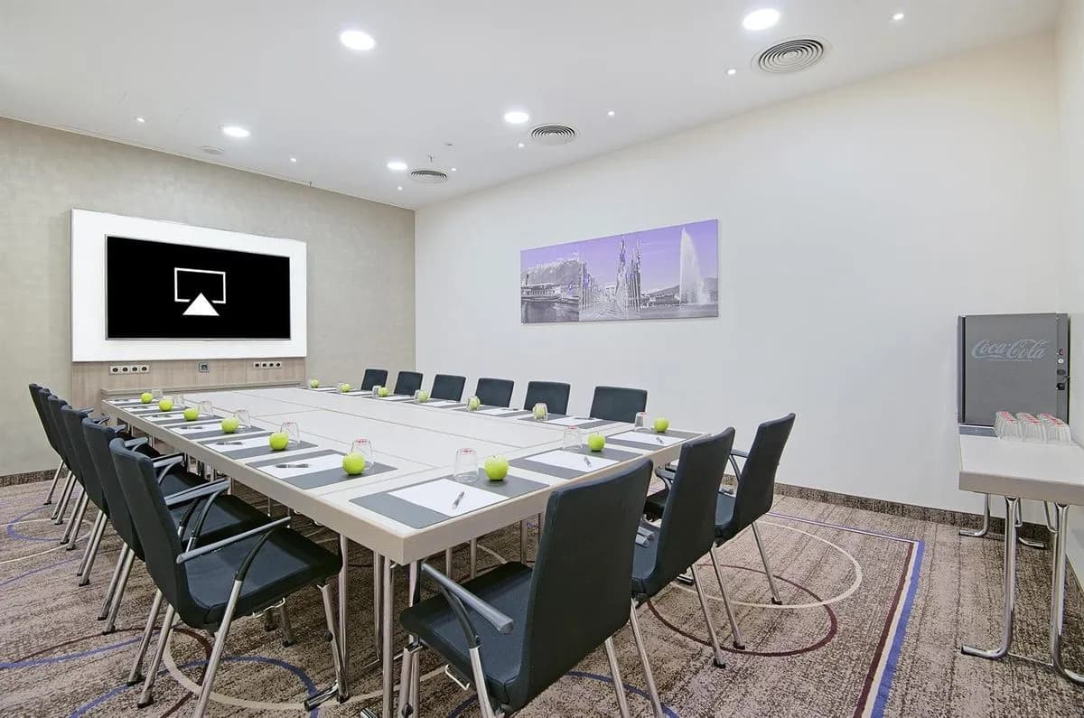 Genf - Crowne Plaza Berlin City Centre Ku'damm