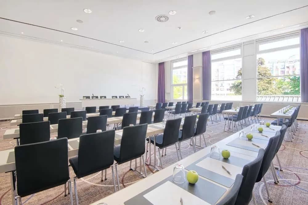 Sektion 1 - Crowne Plaza Berlin City Centre Ku'damm