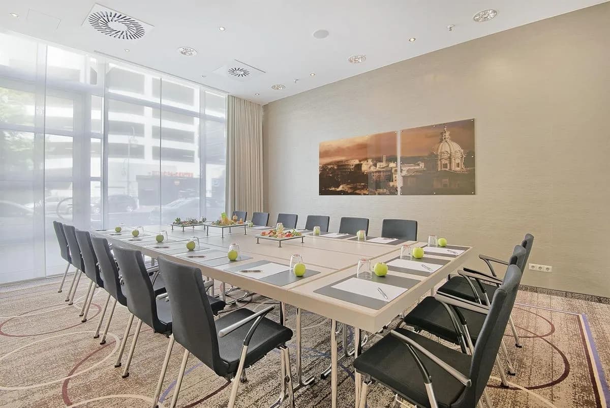 Rom - Crowne Plaza Berlin City Centre Ku'damm