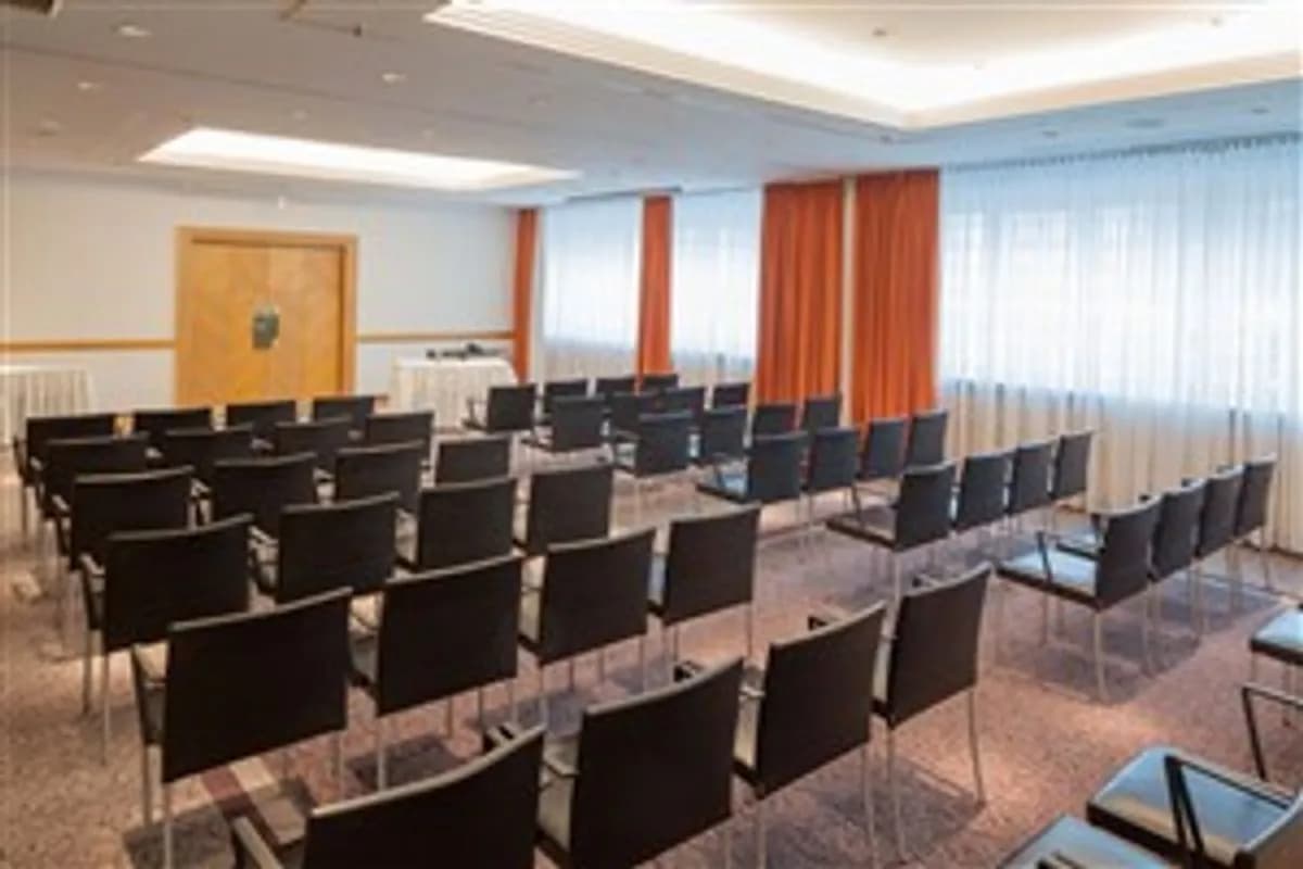 Salon Einstein  I - Park Inn by Radisson Berlin Alexanderplatz