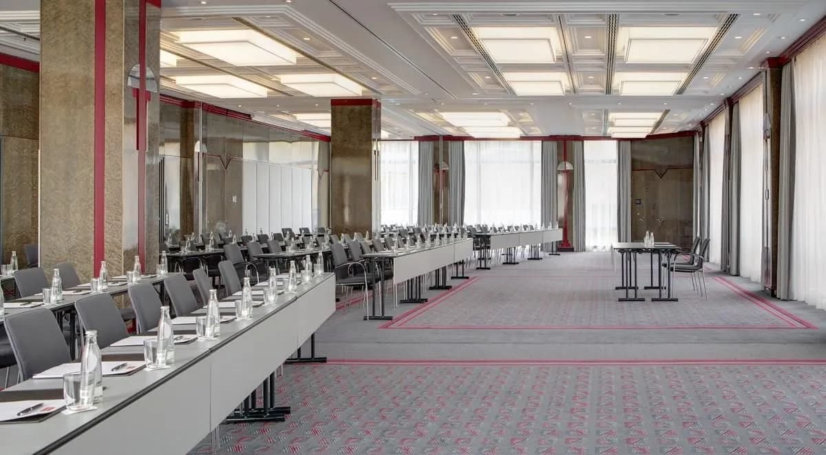 Jupiter - Steigenberger Airport Hotel Frankfurt