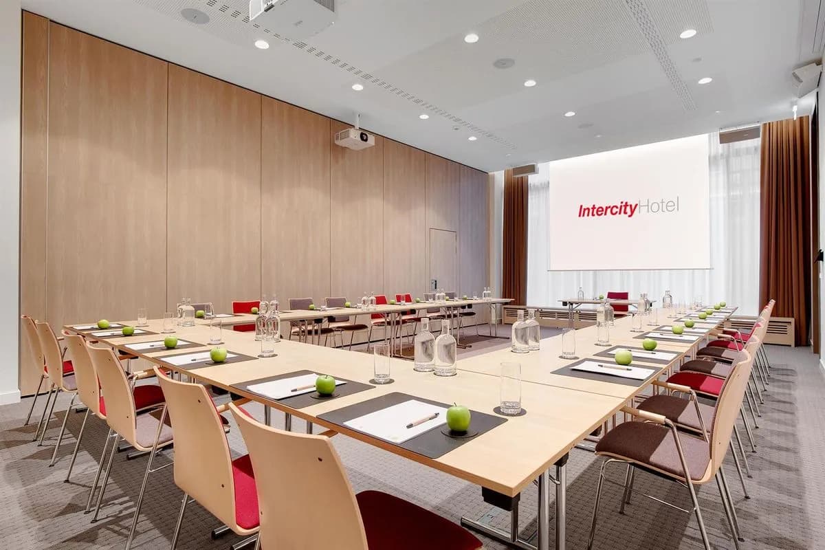 Raum 3 - Intercityhotel Frankfurt Hauptbahnhof Sud