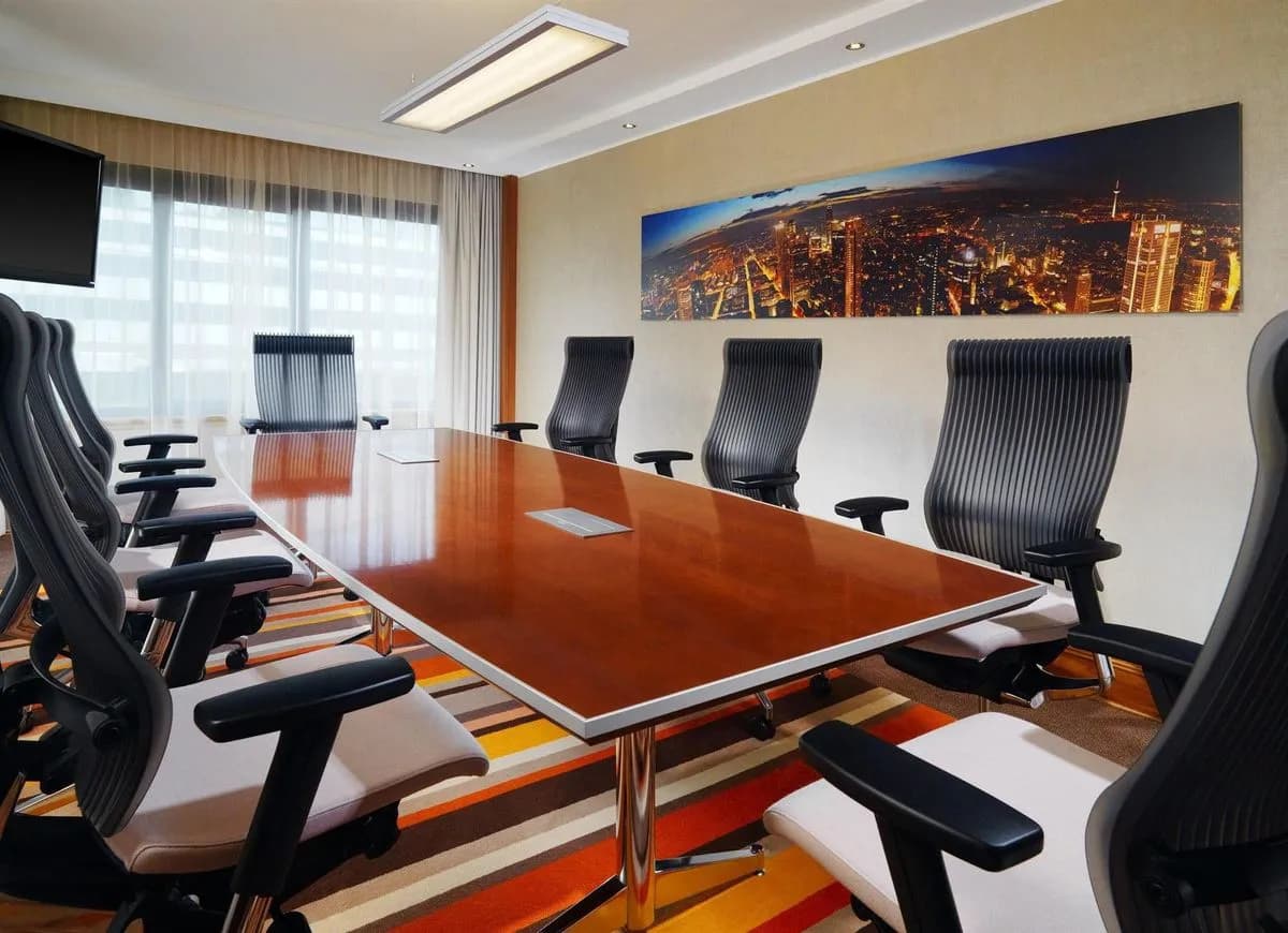 Meeting Room 2022 - SHERATON & MARRIOTT Frankfurt Airport & Conference Center