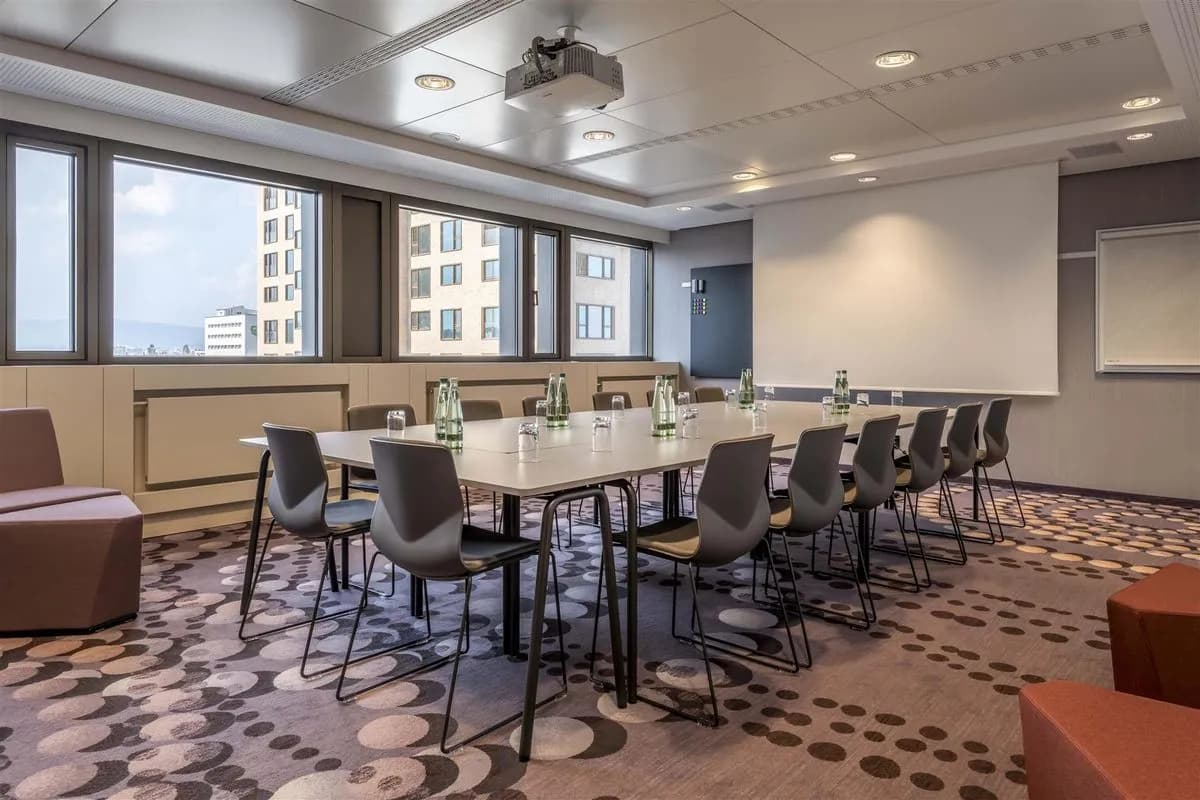 Ampere - Frankfurt Marriott Hotel