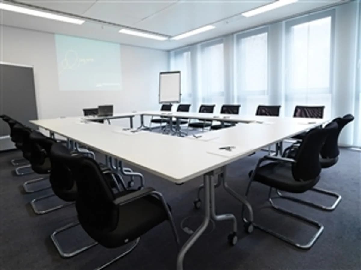 Meeting Room L - Lufthansa Seeheim - More Than A Conference Hotel