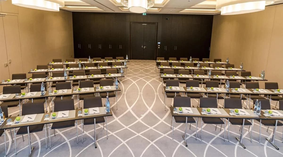 Oberursel 2 - Dorint Hotel Frankfurt - Oberursel