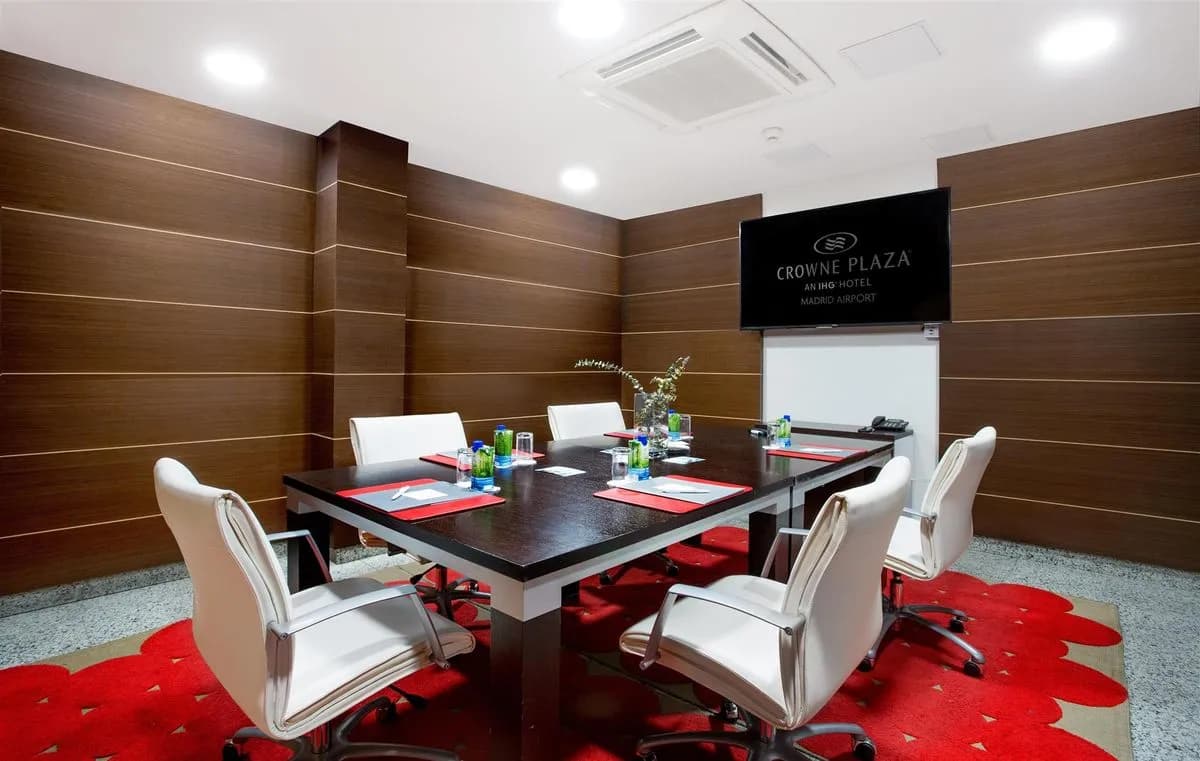 Miro Room - Crowne Plaza Madrid Airport