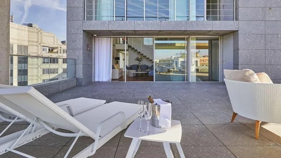 Duplex Hyatt Madrid Residences - Hyatt Regency Hesperia Madrid