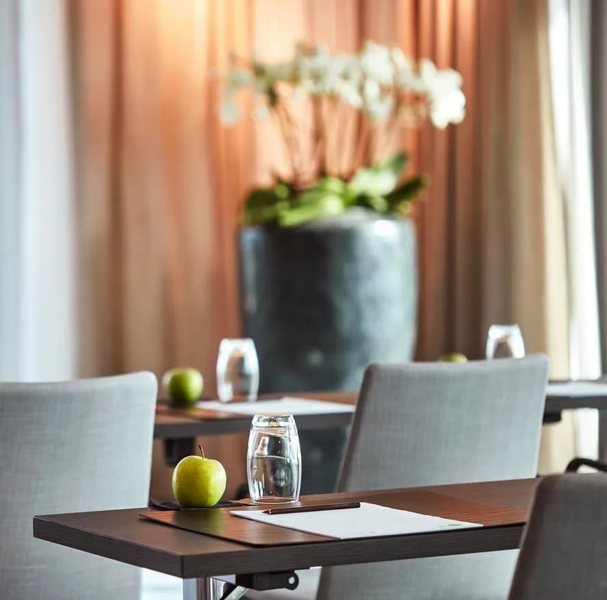 "Alsterarkaden" - Steigenberger Hotel Hamburg