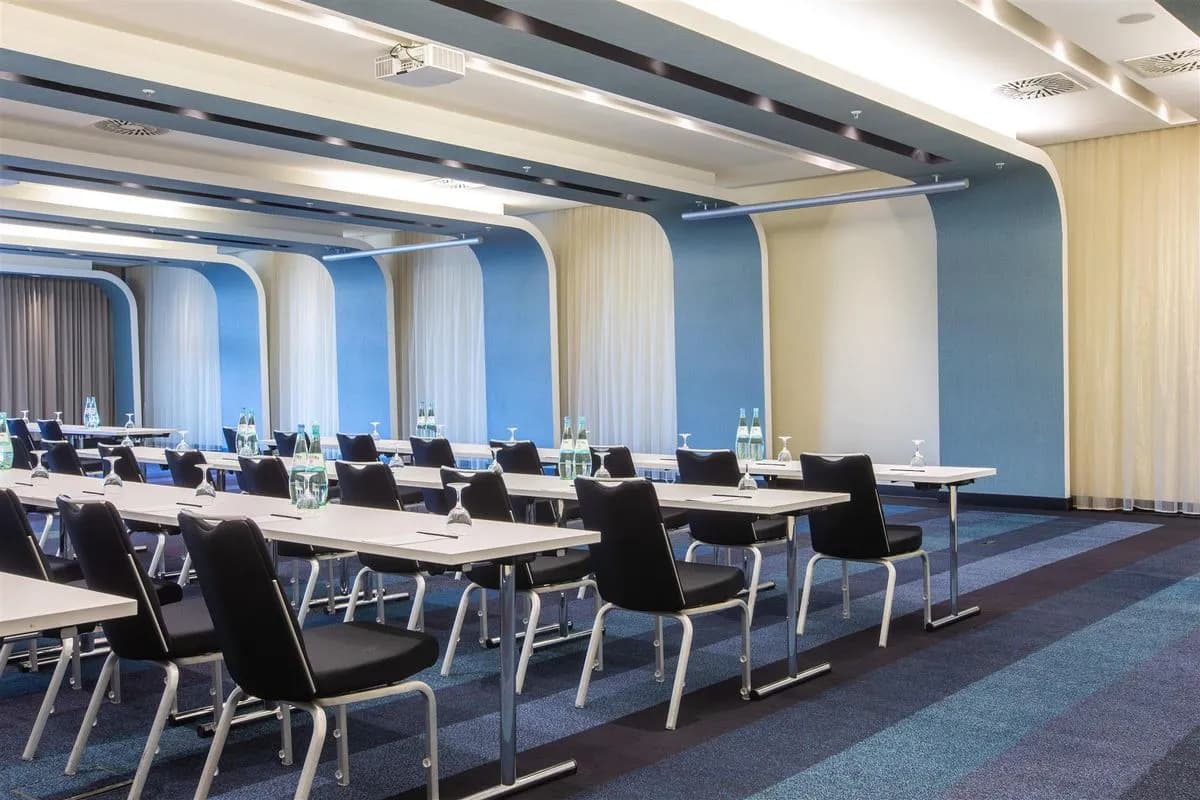 Los Angeles & Chicago - Radisson Blu Hotel Hamburg, City Centre