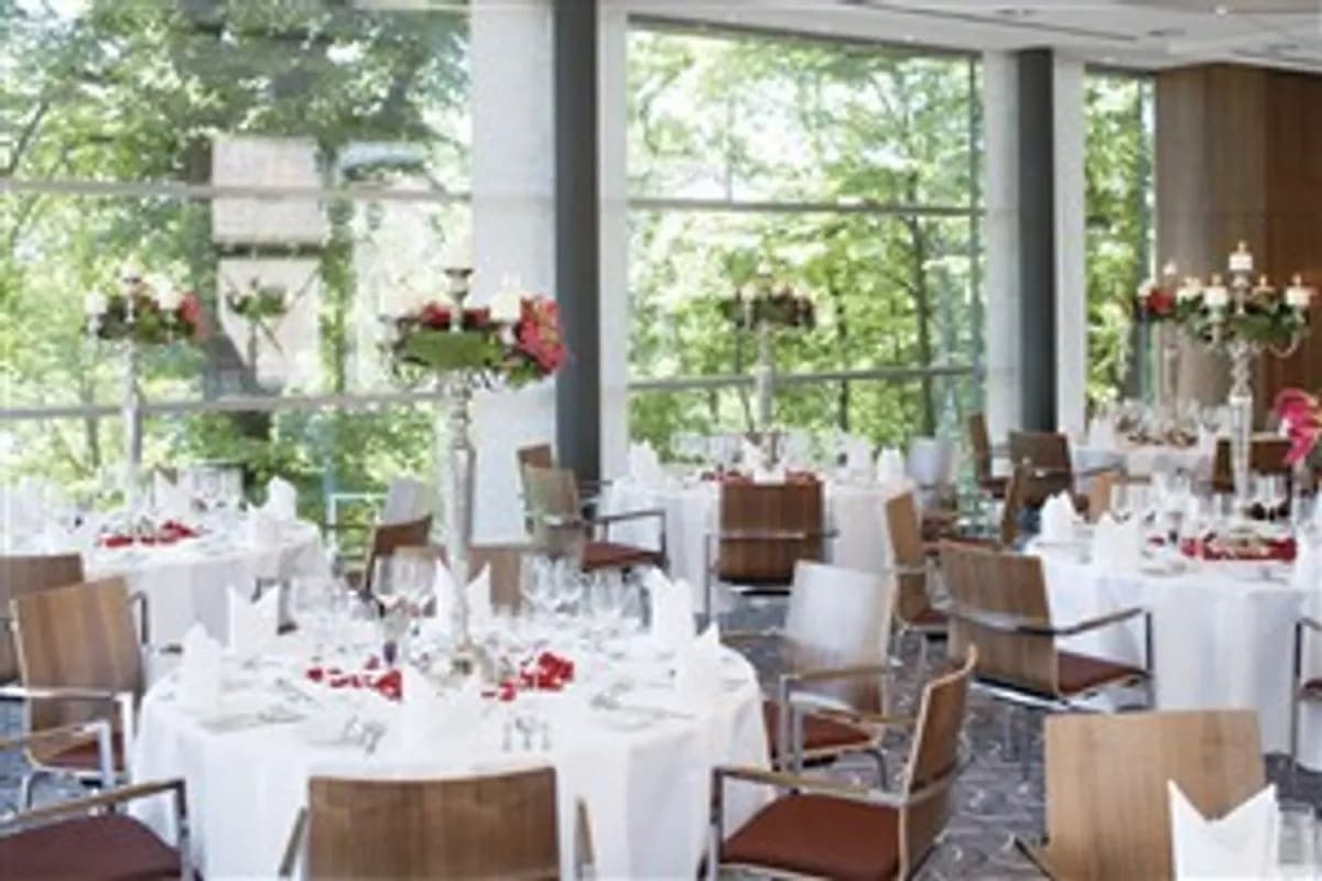 Tessin 1 - Movenpick Hotel Hamburg