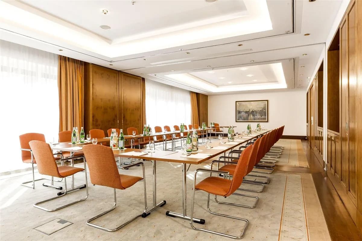 Oak-Room - Grand Elysee Hamburg
