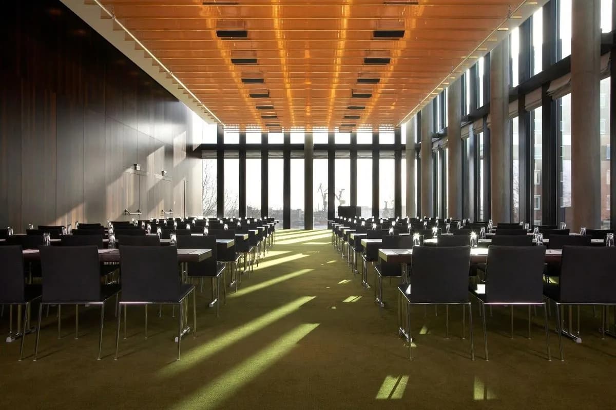 Ballroom - Empire Riverside Hotel
