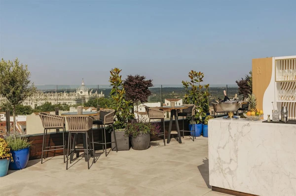 Rooftop - Palacio de los Duques, a Gran Melia Hotel