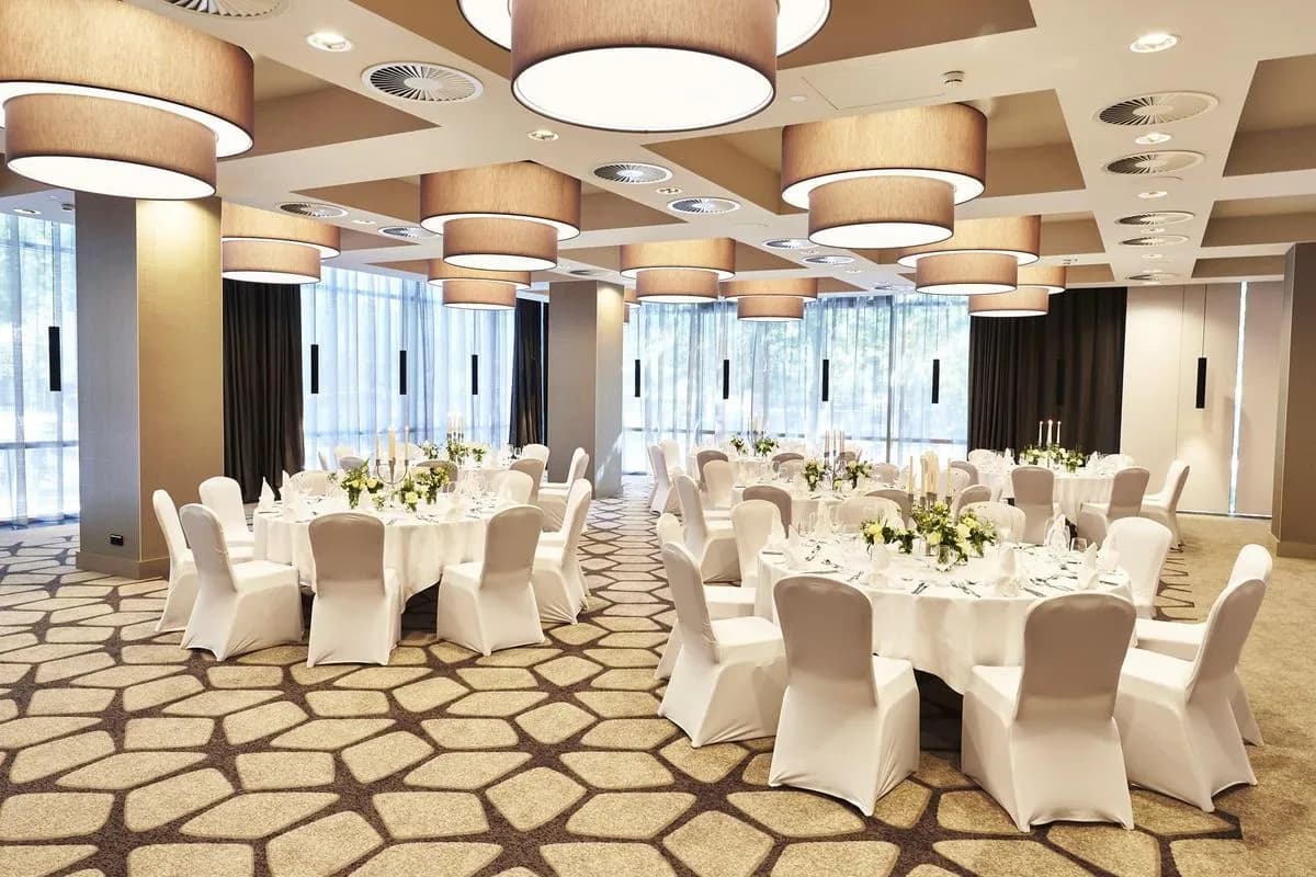 "Hohenzollern A" - Steigenberger Hotel Köln