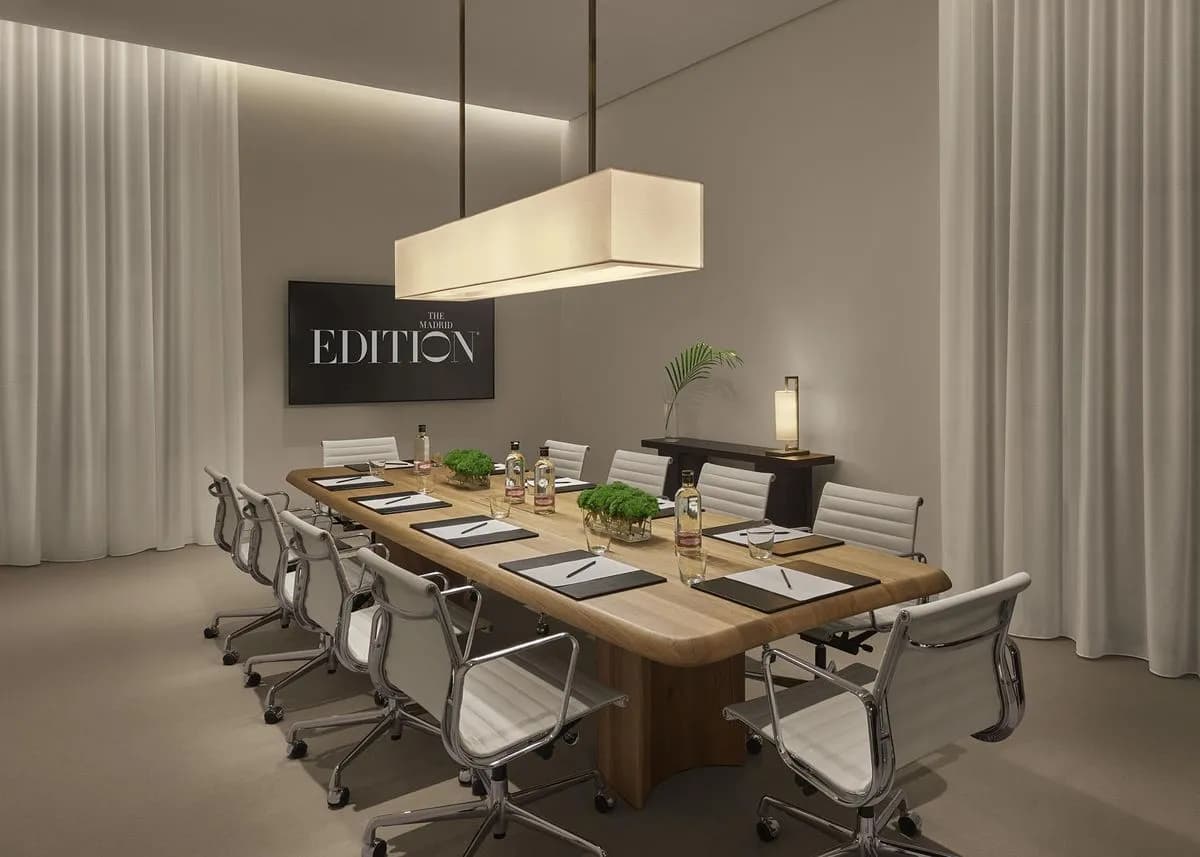 Boardroom - The Madrid EDITION