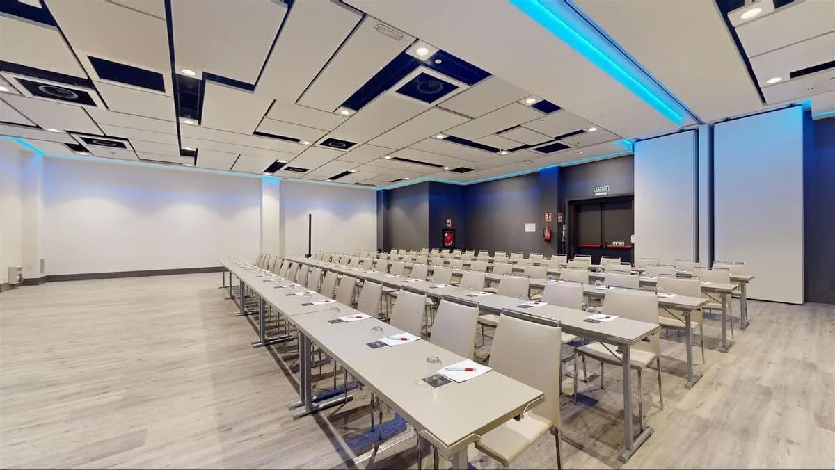 Lyon + Toulousse - Madrid Marriott Auditorium Hotel & Conference Center