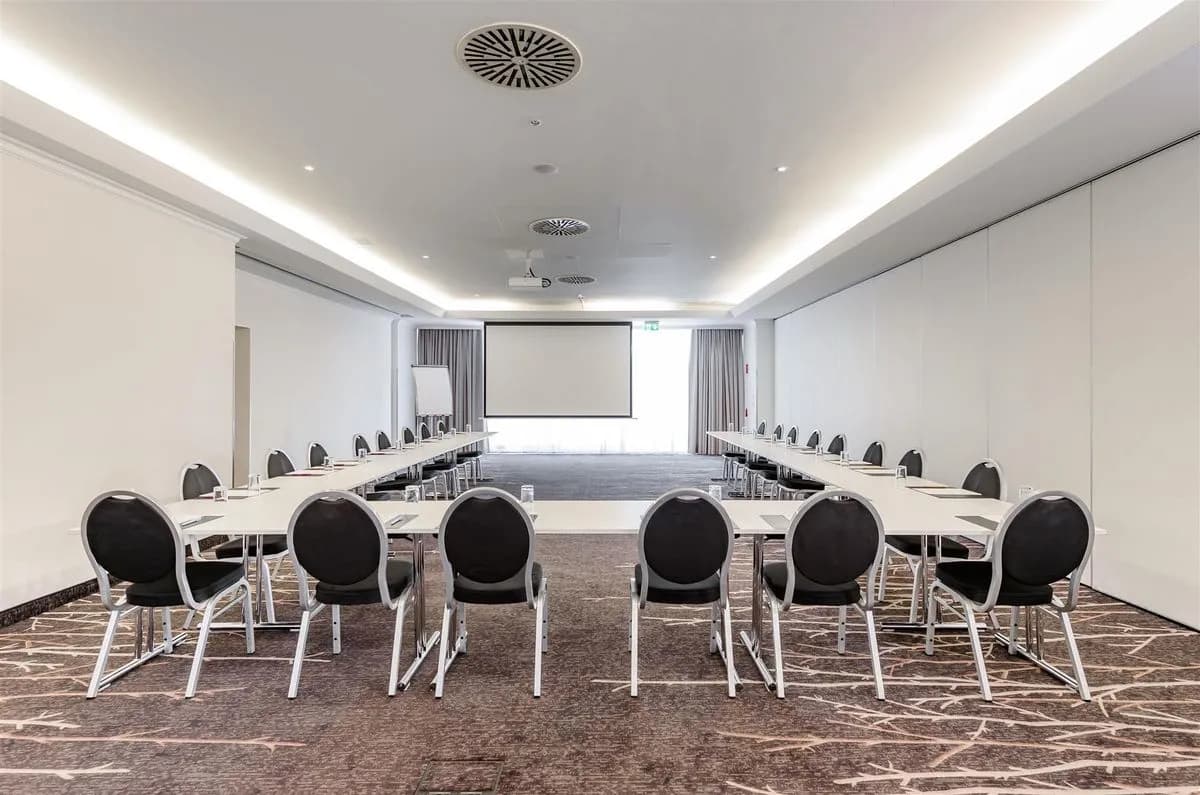 Berlin - Mercure Hotel Duesseldorf Kaarst
