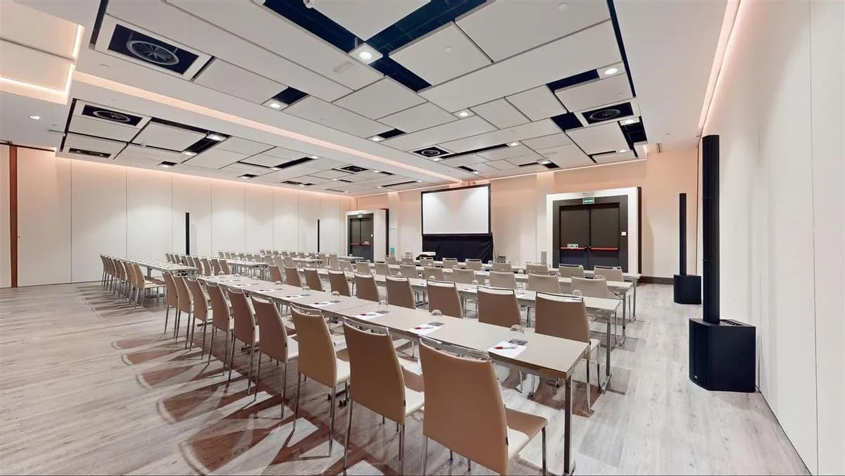 Dresden + Baden Baden - Madrid Marriott Auditorium Hotel & Conference Center