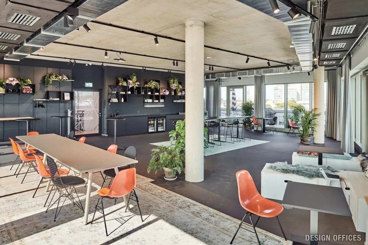 Rooftop Lounge - Design Offices Bonn Hauptbahnhof