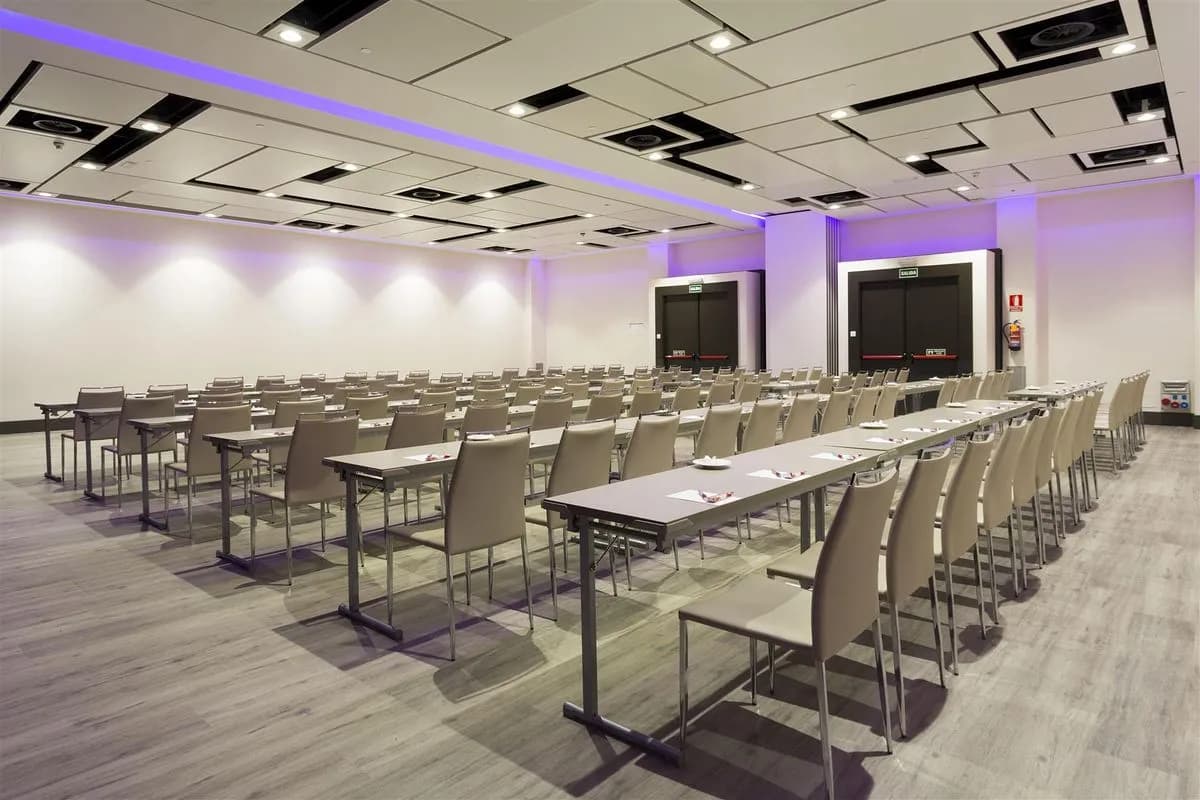 Frankfurt + Munich - Madrid Marriott Auditorium Hotel & Conference Center