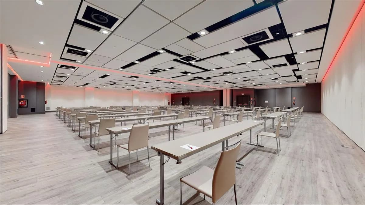 Bristol + Londres - Madrid Marriott Auditorium Hotel & Conference Center