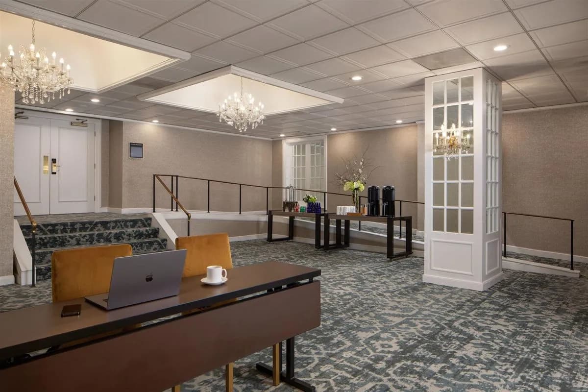 Prefunction - Beacon Grand, A Union Square Hotel