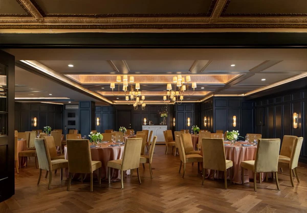 The Salon - Beacon Grand, A Union Square Hotel