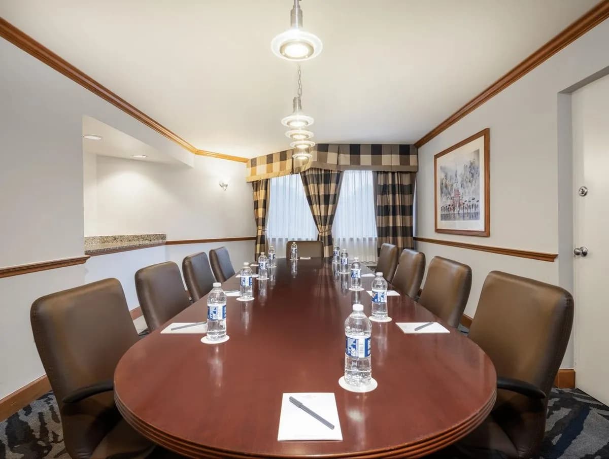 Lafayette- Fifth Floor - Crowne Plaza Philadelphia - King of Prussia